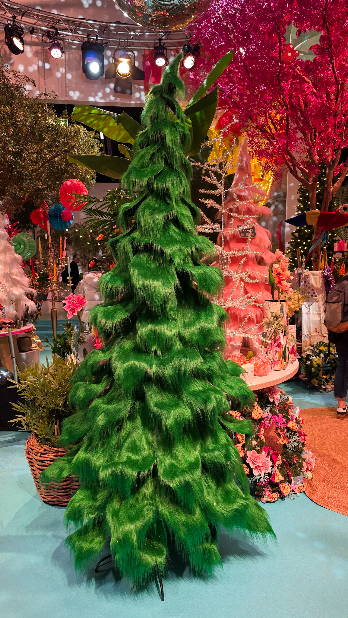 kersttrends 2026 - fluffy & harige kerstbomen